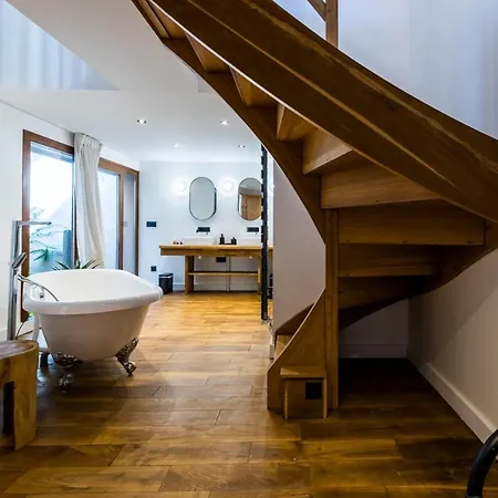 Villa Kabane Keyweek Pool Sauna Downtown