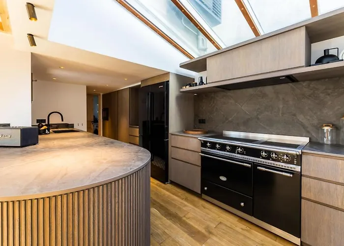 Kabane Keyweek Pool Sauna Downtown Villa *